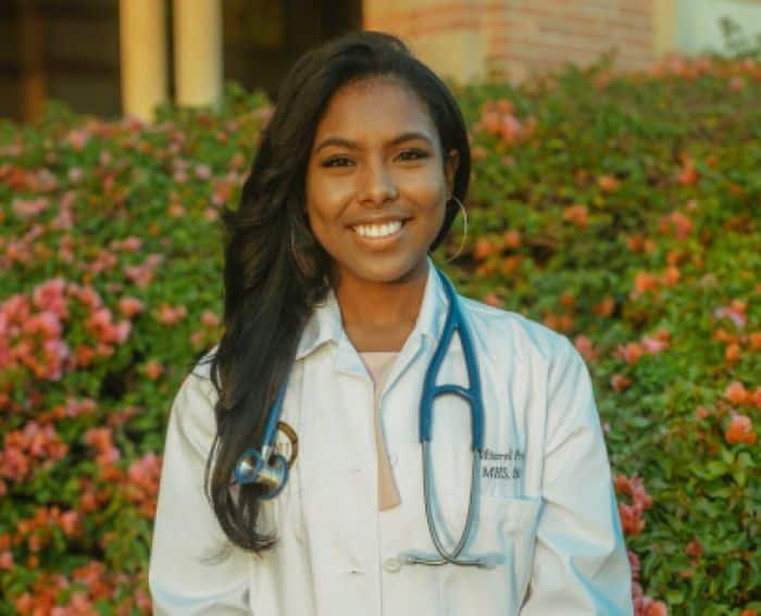 Miurel Cordoba - Smiling Lady - Young lady - Team member of Reimagine Psychiatry - Reimagine Psychiatry