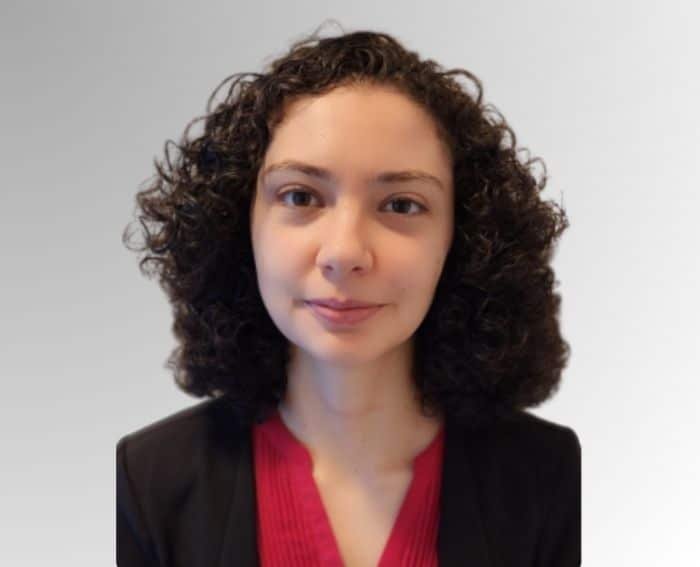 Karina Barajas - Young lady - Team member of Reimagine Psychiatry - Reimagine Psychiatry